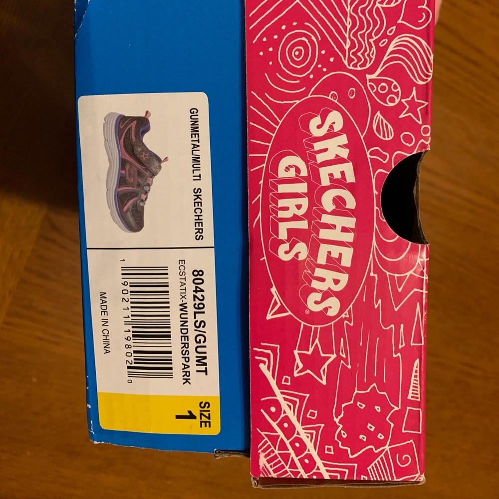 Girl Skechers Sneakers